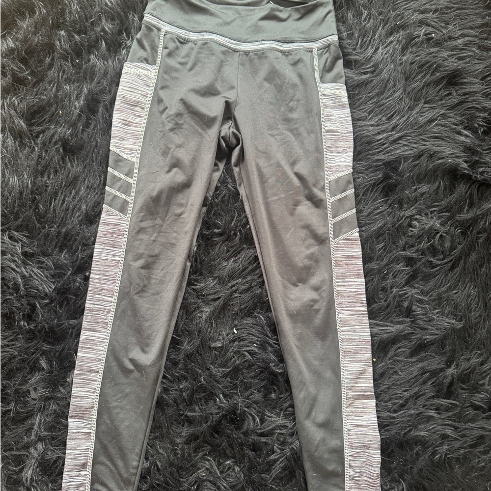 Gray Leggings with Grey Side Stripes